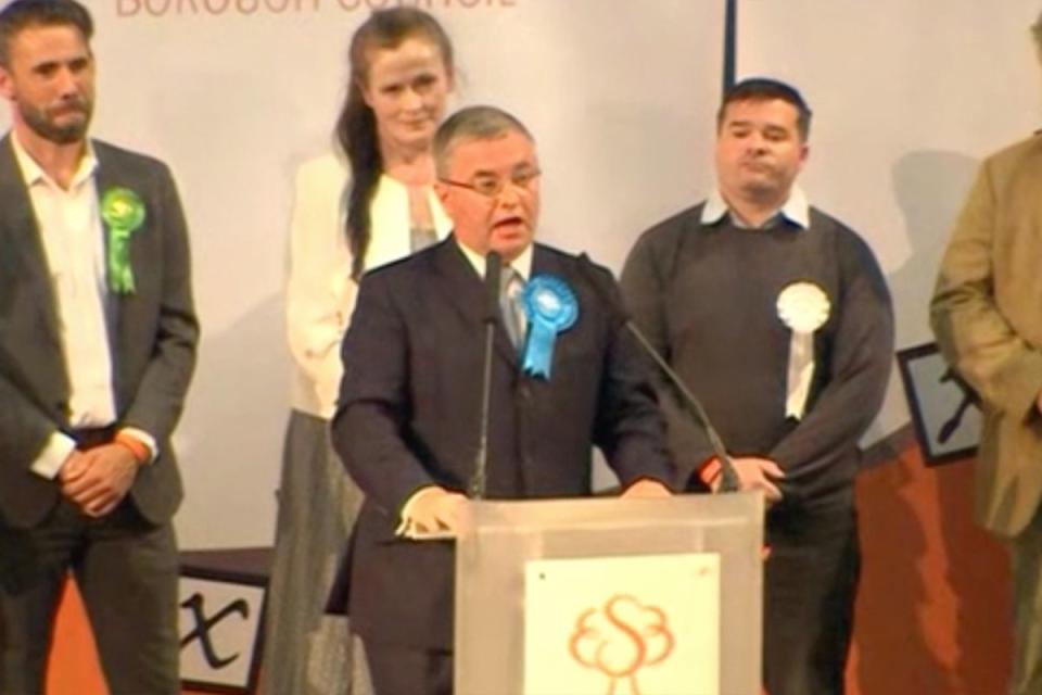 Robert Buckland loses his Swindon South seat to Labour (BBC)