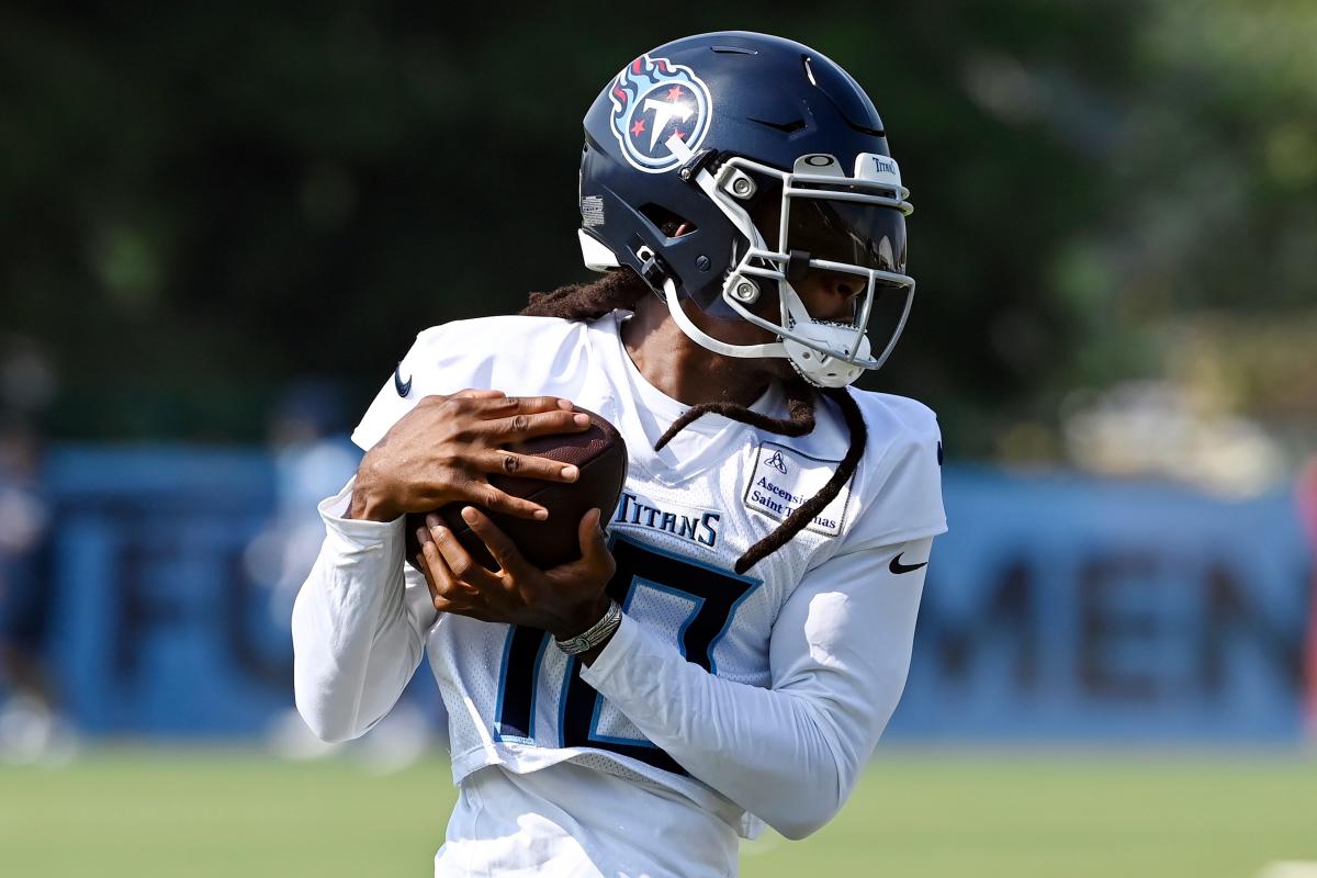 DeAndre Hopkins, Ryan Tannehill, Treylon Burks' Titans Fantasy