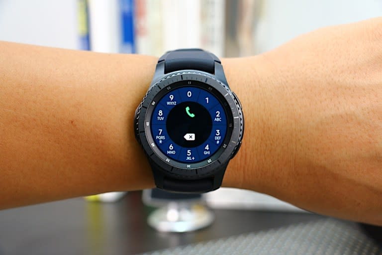 這款智慧錶真的很好看 Samsung Gear S3 frontier 開箱動手玩