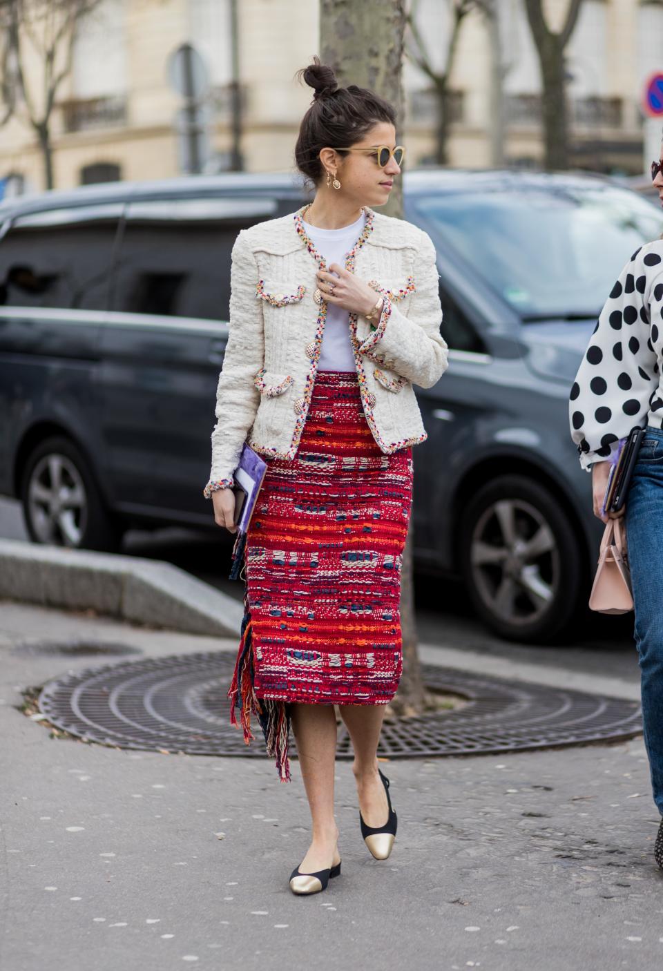 There's nothing that a tailored tweed jacket can't polish up—even a hard-to-ignore knit pencil skirt and plain white tee.