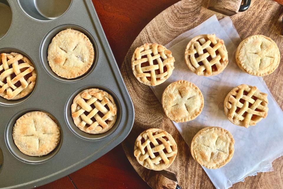 Mini Apple Pies