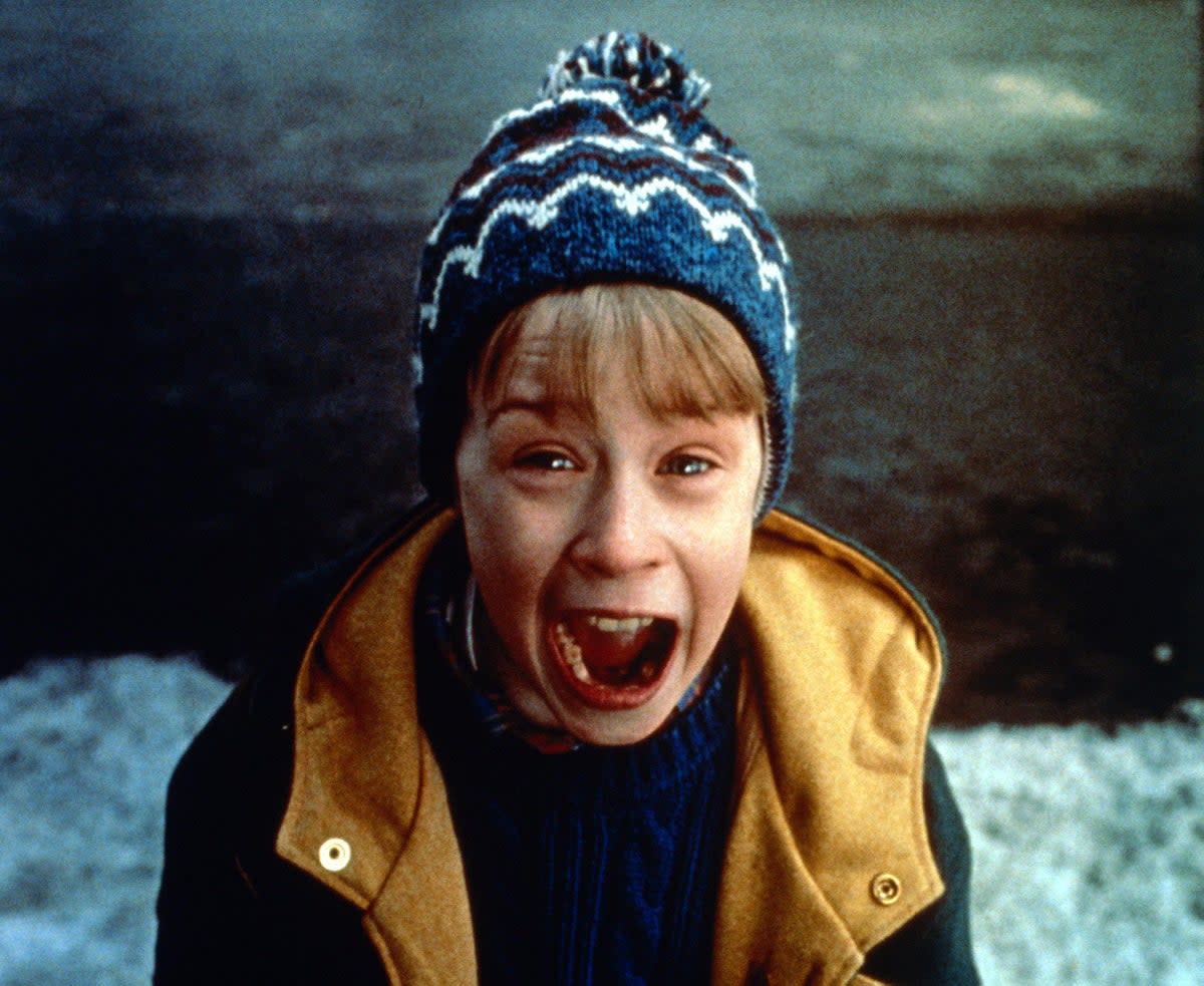 Home Alone (1990)  (Handout)