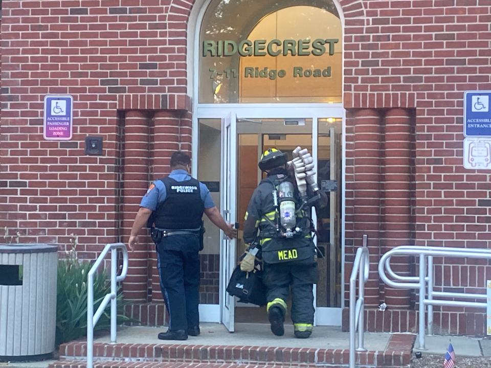 Ridgewood police and fire personnel respond to a fire that left one resident dead on the evening of Saturday, June 11, 2022 at Ridgecrest Apartments on Ridge Road.