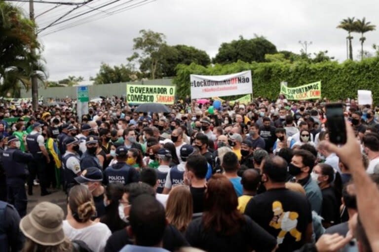 En Brasil se produjeron protestas contra el confinamiento anunciado a finales de febrero