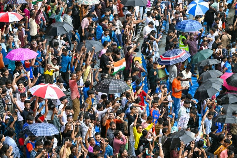 The team took a victory lap in front of thousands more fans at Wankhede Stadium (Indranil Mukherjee)