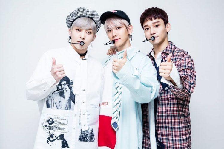EXO伯賢（中）、CHEN（右）和XIUMIN在五月底透過律師要求與SM娛樂解約。（網路圖片）