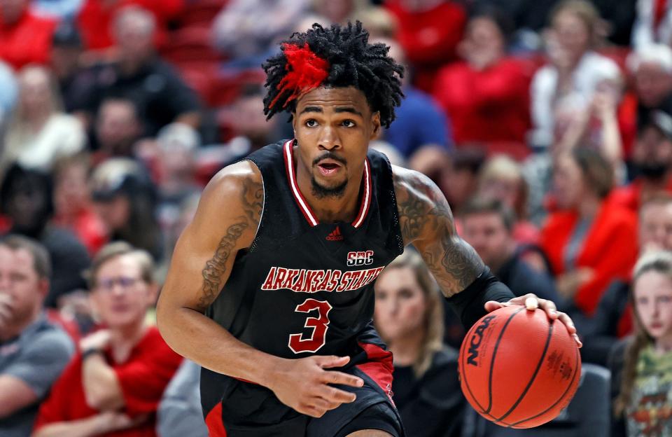 Former Arkansas State guard Desi Sills (3) announced Tuesday that he is transferring to Kansas State for his final season of eligibility.