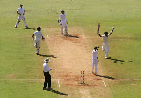 Cricket - India v England - Fourth Test cricket match - Wankhede Stadium, Mumbai, India - 11/12/16. India's Virat Kohli celebrates his double century. REUTERS/Danish Siddiqui