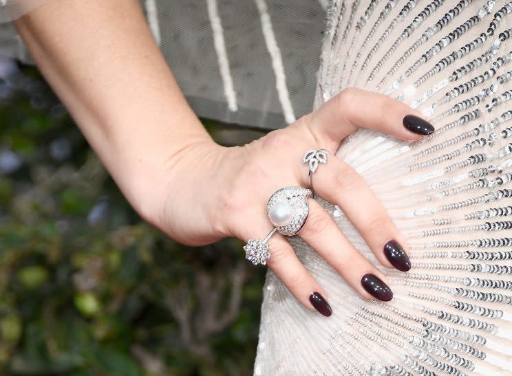 Drew Barrymore attends the 74th Golden Globe Awards. (Photo: Getty Images)