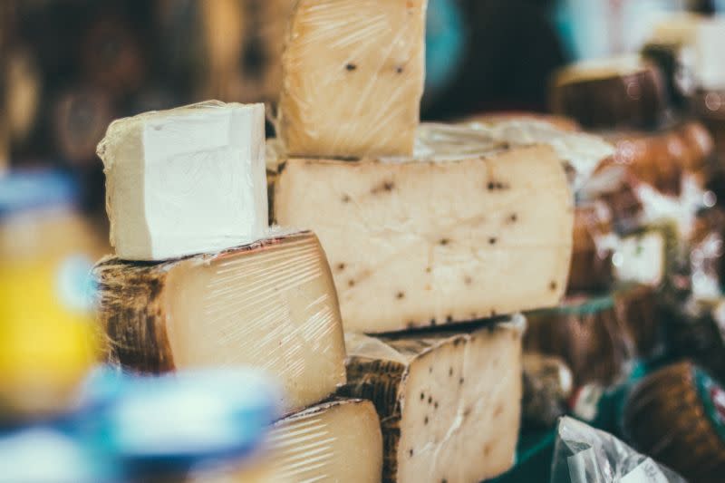 Les fromages à pâte dure se conservent plus longtemps que ceux à pâte molle. [Photo : Pexels]