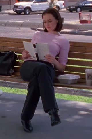 <p>The WB</p> Alexis Bledel as Rory Gilmore in Season 4 of 'Gilmore Girls'.