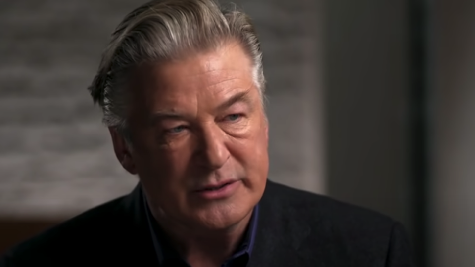  Alec Baldwin speaks out about Rust gun safety incident to ABC News December 2021 