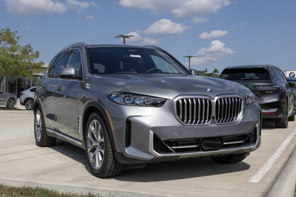 BMW X5 xDrive50e Plug-In Hybrid SUV on display at a dealership on Sept.15, 2023. (Getty Images)