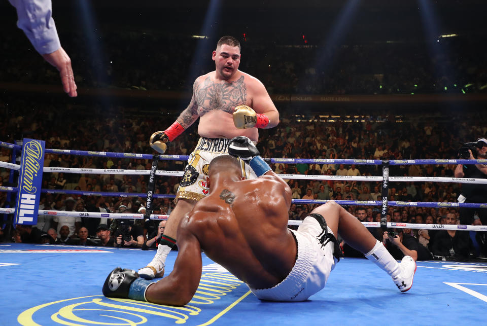 NEW YORK, NEW YORK - JUNE 01:  Andy Ruiz Jr knocks down Anthony Joshua in the third round during their IBF/WBA/WBO heavyweight title fight at Madison Square Garden on June 01, 2019 in New York City. (Photo by Al Bello/Getty Images)