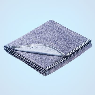 A cooling blanket