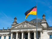 <p>Platz 17: Im Ranking der weltweit friedlichsten Länder bleibt Deutschland im Vergleich zum Vorjahr unverändert. Die Bundesrepublik teilt sich gemeinsam mit Ungarn einen Rang. (Bild-Copyright: U. Gernhoefer/Shotsho/ddp Images) </p>