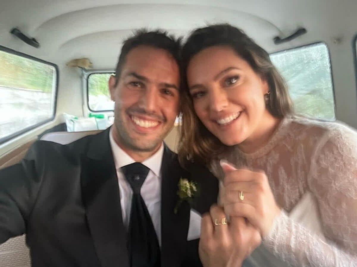 Jeremy Parisi and Kelly Brook share a selfie after their wedding on Instagram (Jeremy Parisi/Instagram)