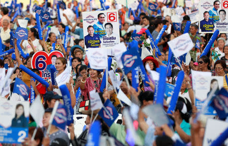 Supporters of Palang Pracharath Party attend their last party campaign rally outside a stadium in central Bangkok, Thailand, March 22, 2019. REUTERS/Soe Zeya Tun