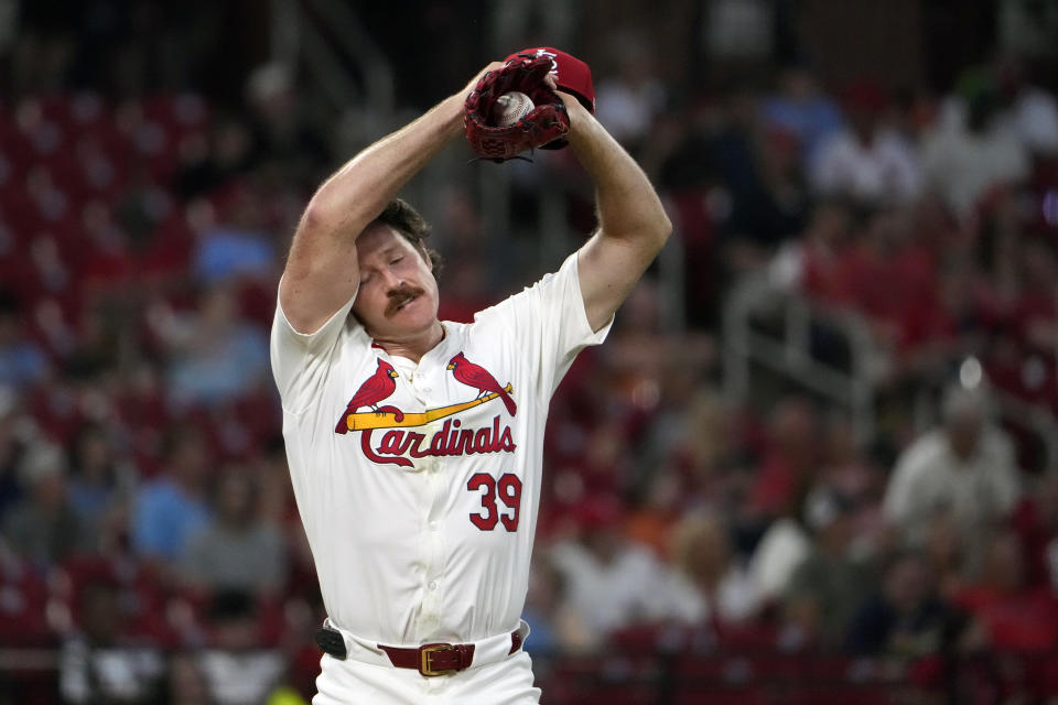 St. Louis Cardinals starting pitcher Miles Mikolas pauses on the mound after giving up a three-run home run to New York Mets' Brandon Nimmo during the fifth inning of a baseball game Tuesday, May 7, 2024, in St. Louis. (AP Photo/Jeff Roberson)