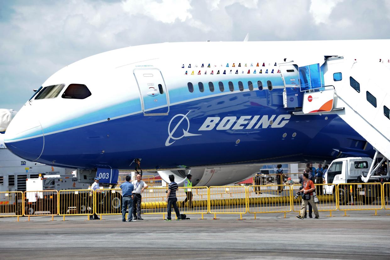 Asia-aerospace-Singapore-aviation,ADVANCER by Martin Abbugao A Boeing 787 dreamliner is seen on the tarmac at the Singapore Airshow in Singapore on February 12, 2012