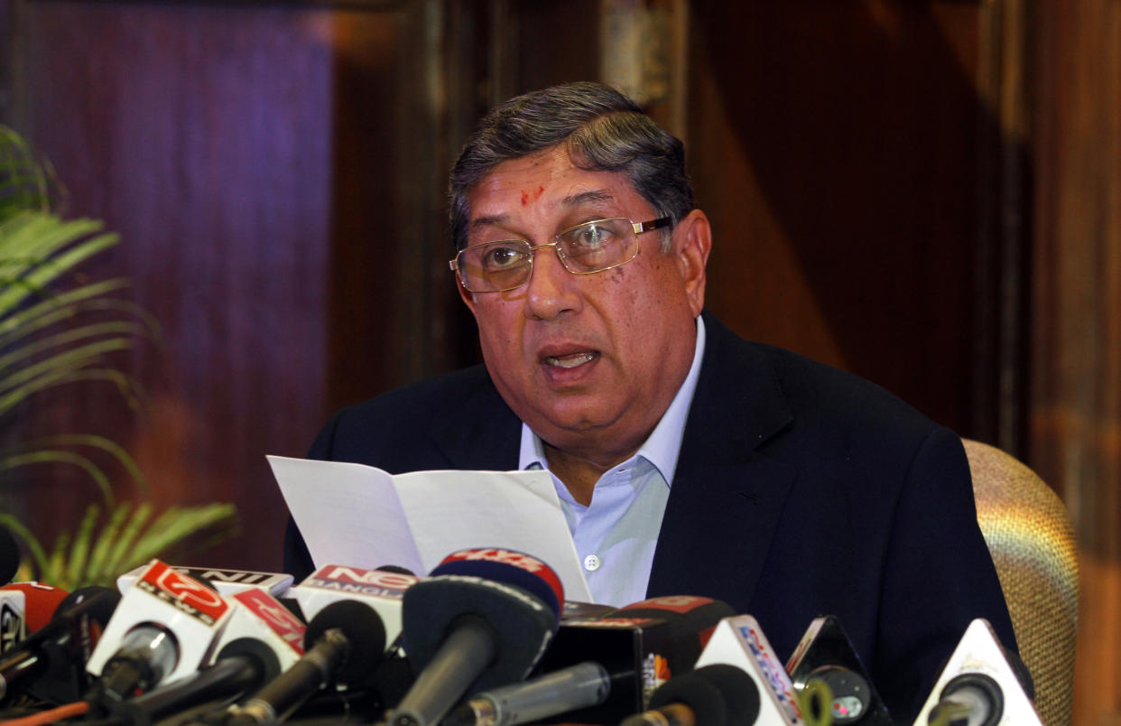 Indian cricket board (BCCI) President N. Srinivasan speaks to the media during a news conference in Kolkata May 26, 2013. Mumbai Police apprehended Srinivasan's son-in-law Gurunath Meiyappan, a key official of the Indian Premier League's (IPL) Chennai franchise, late on Friday in connection with a spot-fixing scandal that has also led to the arrest of three cricketers. Former India test bowler Shanthakumaran Sreesanth and two other local cricketers were arrested last week on suspicion of taking money to concede a fixed number of runs and police have intensified investigations to discover the extent of the scandal.  REUTERS/Rupak De Chowdhuri (INDIA - Tags: SPORT CRICKET CRIME LAW)