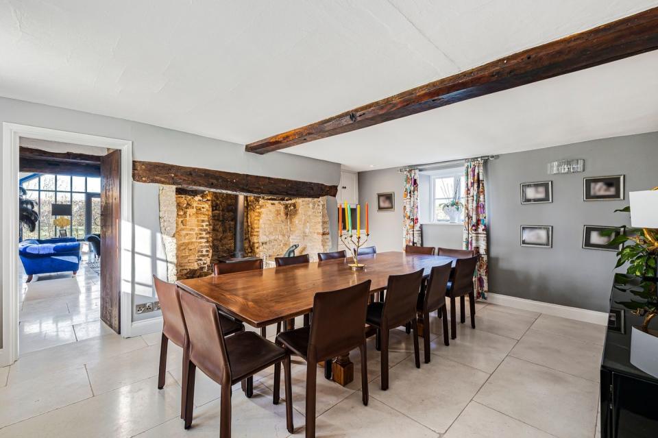 lordship cottage for sale dining room