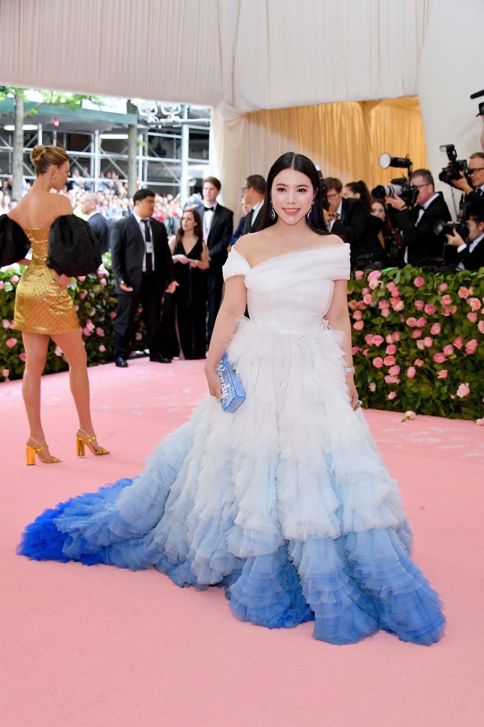 <h1 class="title">Wendy Yu in Giambattista Valli Haute Couture</h1><cite class="credit">Photo: Getty Images</cite>