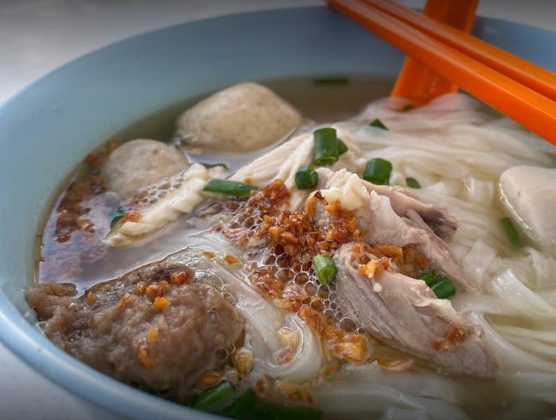 stall - kway teow soup