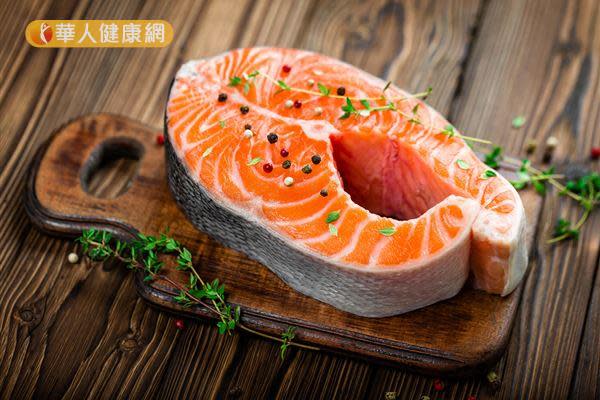 Omega-3不飽和脂肪酸有助於降低血脂，減少心臟病的發生。