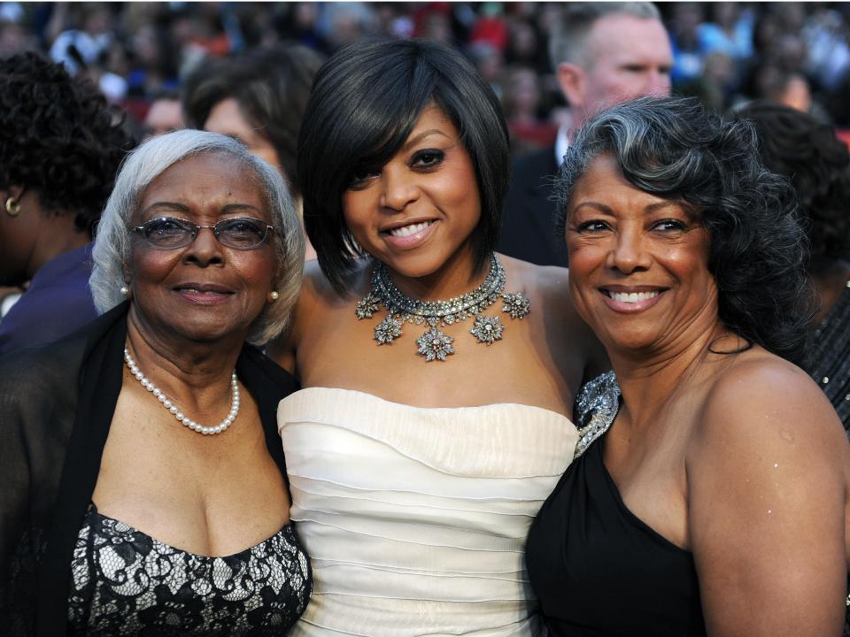 Taraji P. Henson with her mother and grandmother at the Oscars in 2009