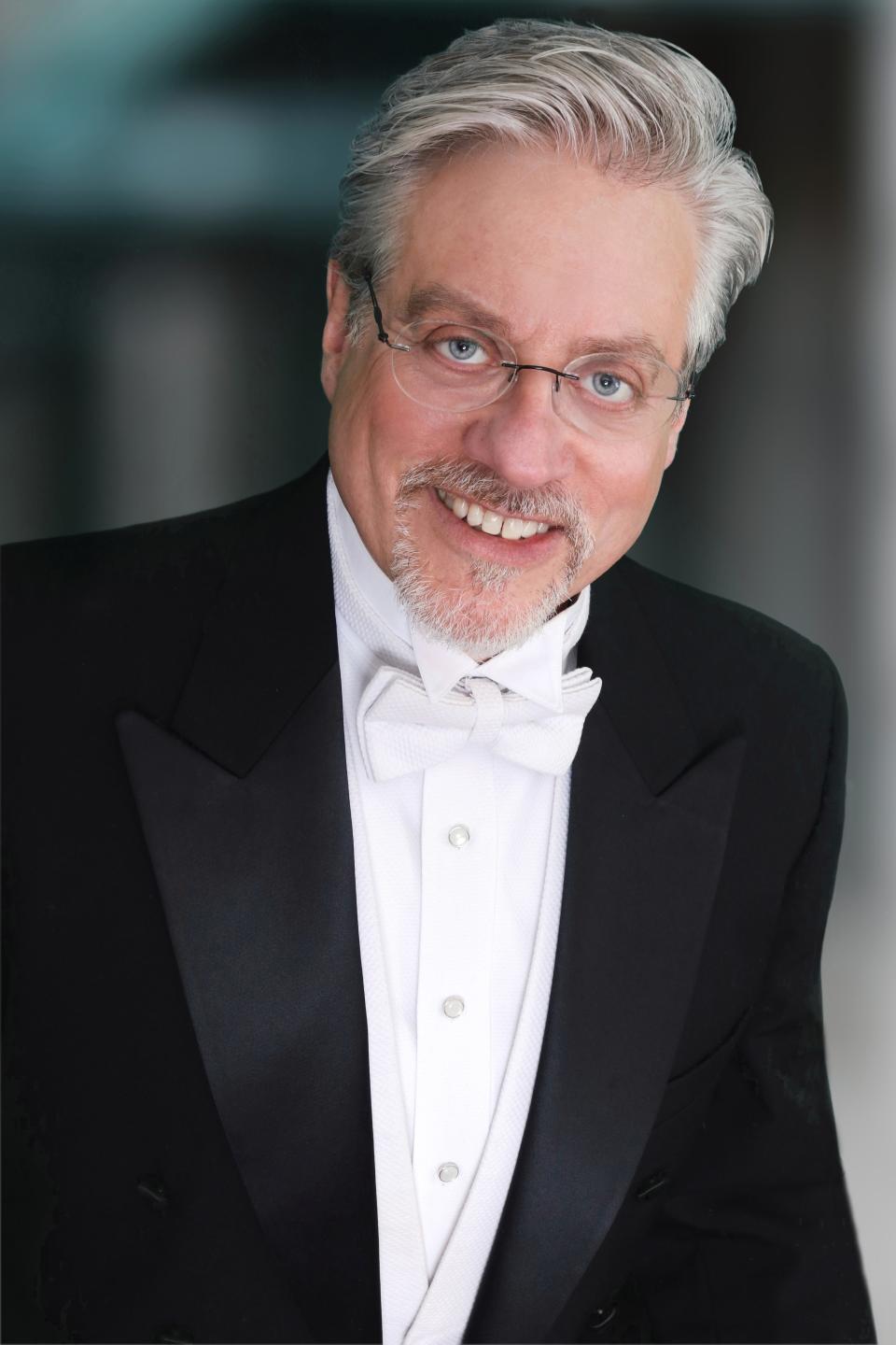In addition to being the new conductor of the Columbus Symphony Chorus, Stephen Caracciolo is also the artistic director of LancasterChorale.