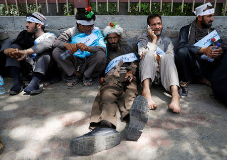 Afghan peace marchers arrive in Kabul, Afghanistan June 18, 2018. REUTERS/Mohammad Ismail