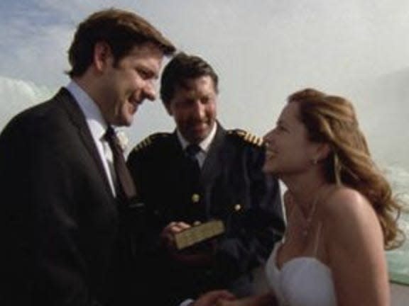 Jim and Pam on the boat in Nagara Falls