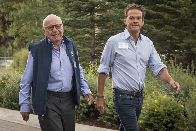 <p>David Paul Morris/Bloomberg via Getty Images</p> Rupert and Lachlan Murdoch in 2018
