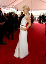 LOS ANGELES, CA - FEBRUARY 12: Paris Hilton arrives at the 54th Annual GRAMMY Awards held at Staples Center on February 12, 2012 in Los Angeles, California. (Photo by Larry Busacca/Getty Images For The Recording Academy)