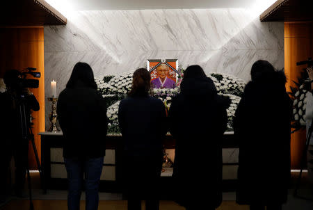 People mourn at the funeral of former South Korean "comfort woman" Kim Bok-dong in Seoul, South Korea, January 29, 2019. REUTERS/Kim Hong-Ji