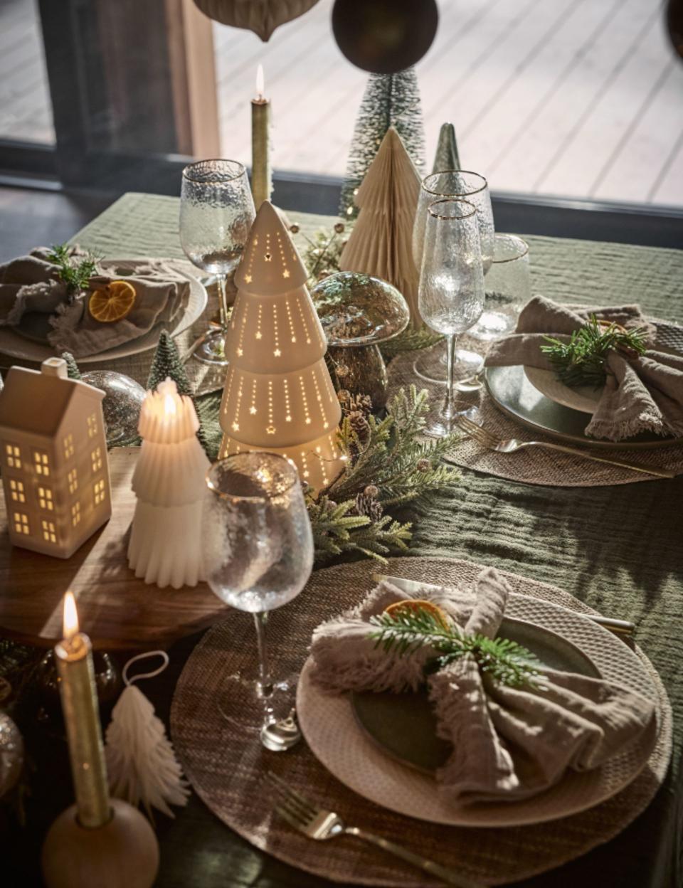 Une table de fête au naturel