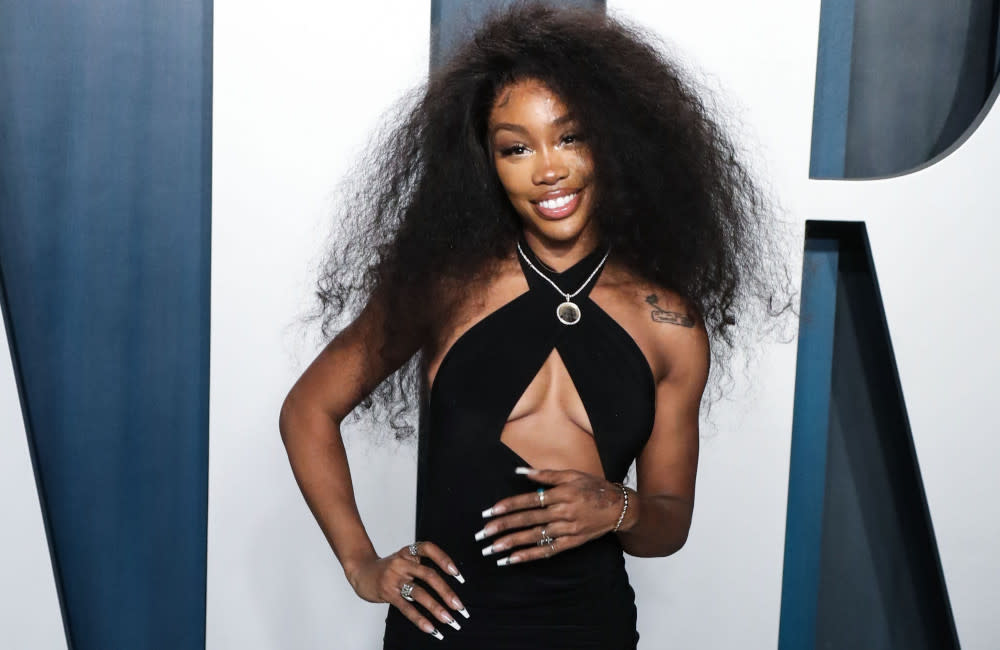 SZA drops deluxe edition of 'Ctrl' with 7 unreleased songs credit:Bang Showbiz
