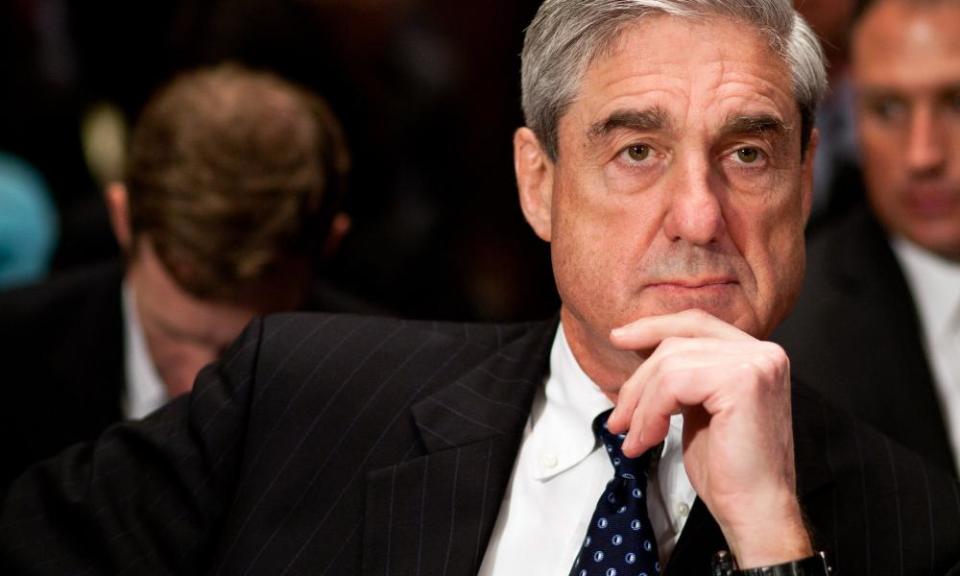 A theory among legal analysts says that special counsel Robert Mueller is actually releasing his report in chapters and excerpts right under Donald Trump’s nose.