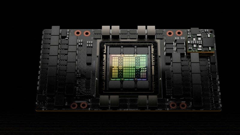 H100 ซึ่งเป็น GPU รุ่นล่าสุดของ Nvidia ที่ปรับให้รองรับโมเดลปัญญาประดิษฐ์ขนาดใหญ่ที่ใช้สร้างข้อความ รหัสคอมพิวเตอร์ รูปภาพ วิดีโอหรือเสียงมีให้เห็นในภาพนี้