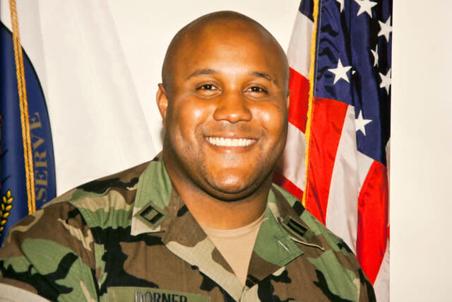 Ex LAPD officer turned fugitive, Christopher Jordan Dorner.