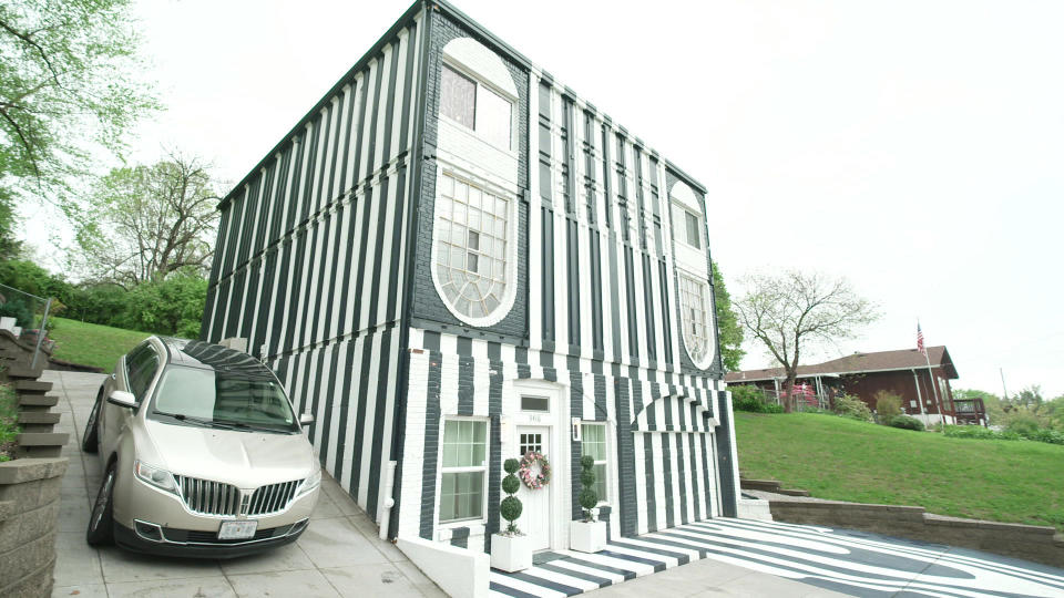 Zack and Brie Smithey's home was constructed from eight 40-foot shipping containers.  / Credit: CBS News