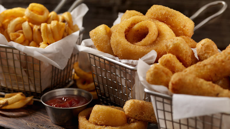 Onion rings in a fryer