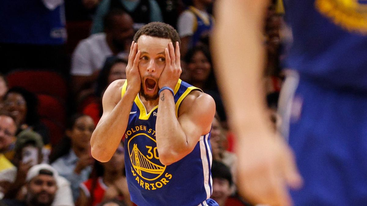 Golden State Warriors' 'Crazy' Stephen Curry Burns Houston Rockets