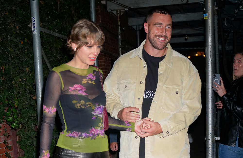 Taylor Swift und Travis Kelce credit:Bang Showbiz