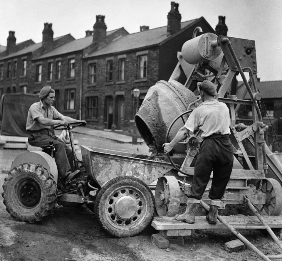 'Is our architecture as good?': Construction workers partake in rebuilding efforts after World War II