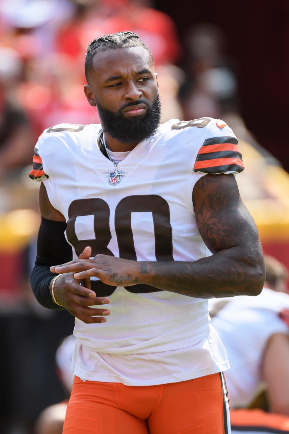 In the Browns' opener, wide receiver Jarvis Landry had five catches on five targets for 71 yards and rushed twice for 13 yards, including a 5-yard touchdown.