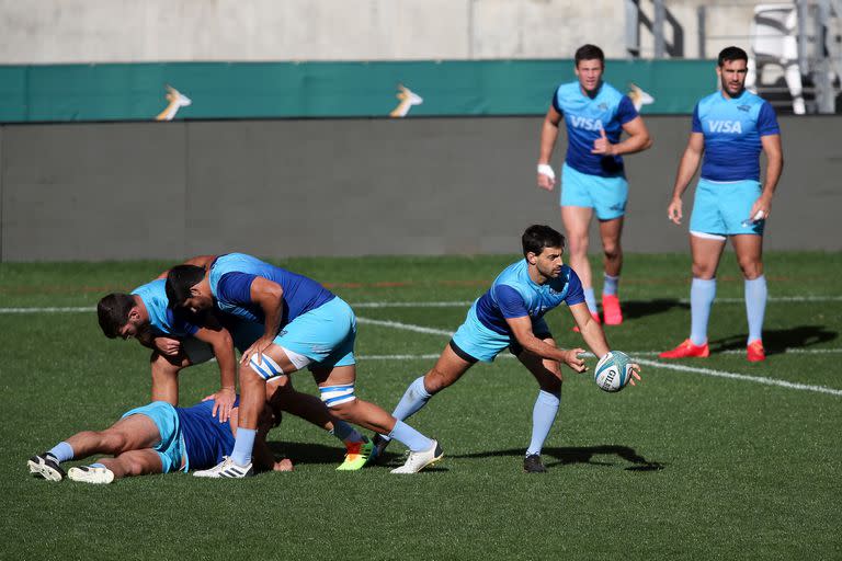 A pesar de la positiva gira de julio por Europa, desde hace tiempo el seleccionado argentino necesita más de sus backs en el ataque.