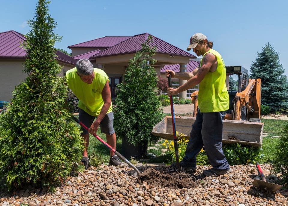 Landscapers and contractors must contact 811 before digging holes on your property.