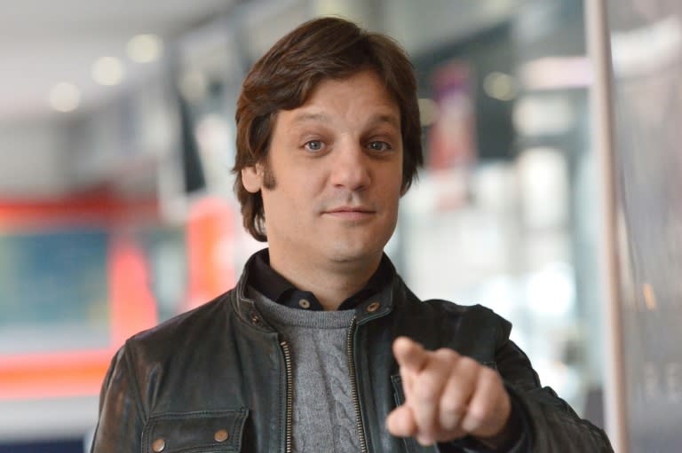 Argentinian actor Rodrigo de la Serna portrays Pope Francis in his period as a priest and bishop